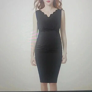 KIMI+KAI MATERNITY SCALLOPED V-NECK MIDI DRESS SIZE S